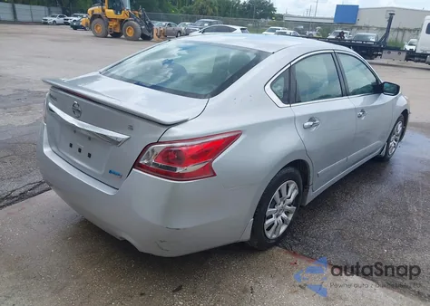 2013 Nissan Altima 2.5 S из США, поврежденный, VIN 1N4AL3AP1DC281261